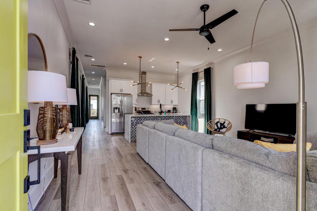 Holiday home Modern 5br In Mid-city, Walk To Superdome New Orleans